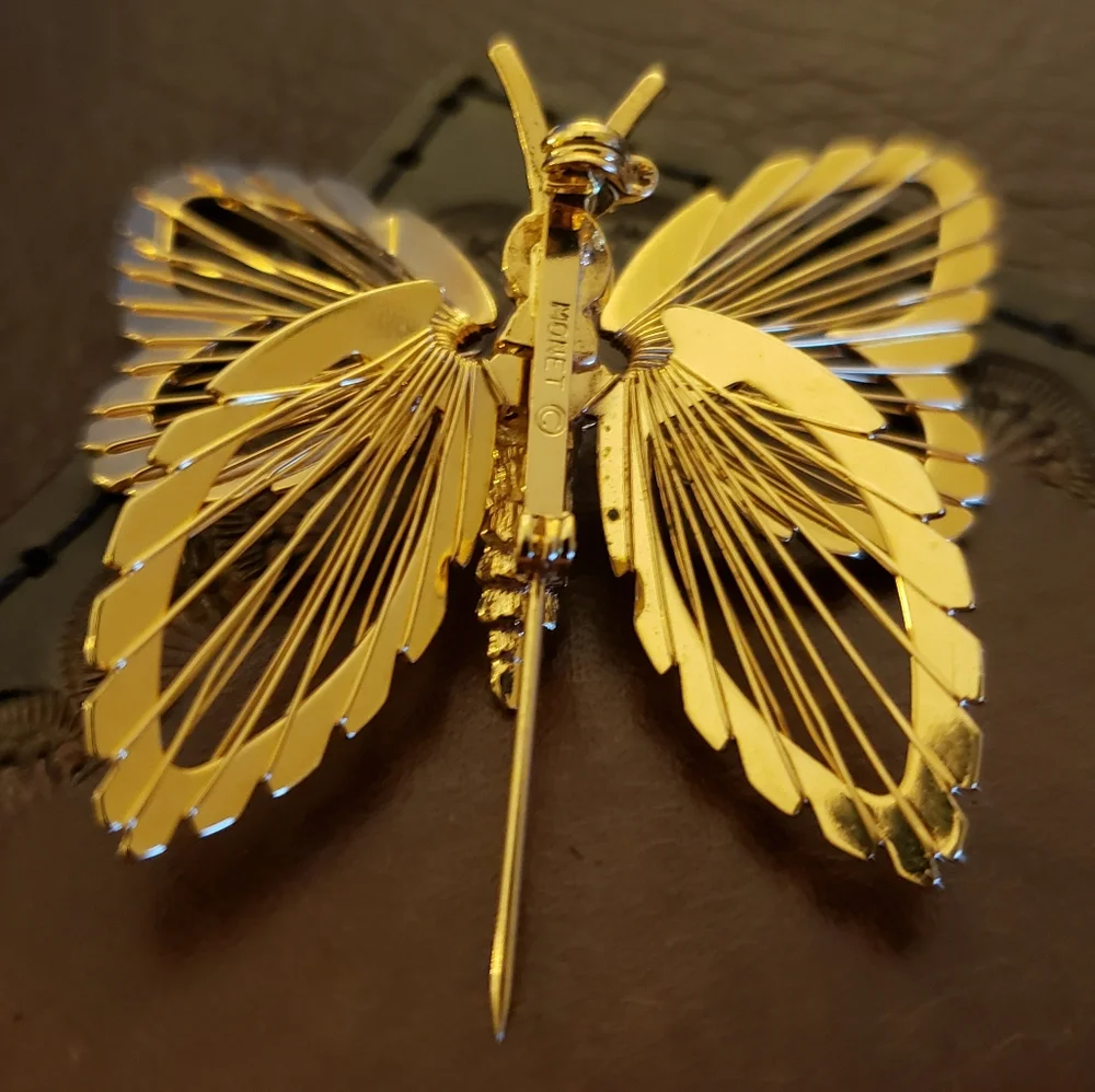⭐ VINTAGE | '60s Monet Butterfly Brooch - Spinerette Collection - Picture 12 of 16
